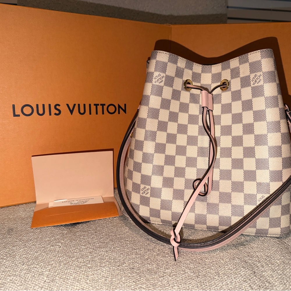 Louis Vuitton Neonoe Damier Azur Bucket Bag - Pink and Cream